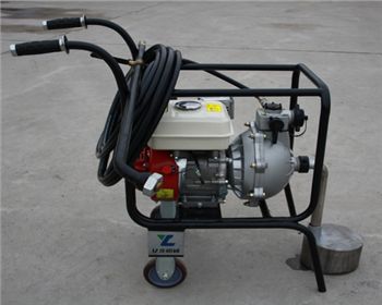 河南噴涂機